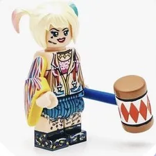 FedEx:LAB9 Studio LEGO Custom Harley Quinn Brick Minifigure Rare DC Movie Grail