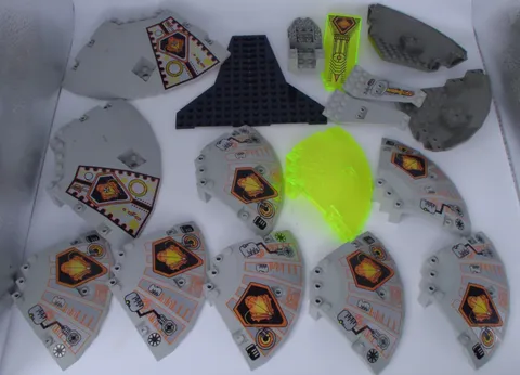 Vintage Lego UFO Aliens Spaceship Parts Pieces Decal Printed 1990s Lot 17 pieces