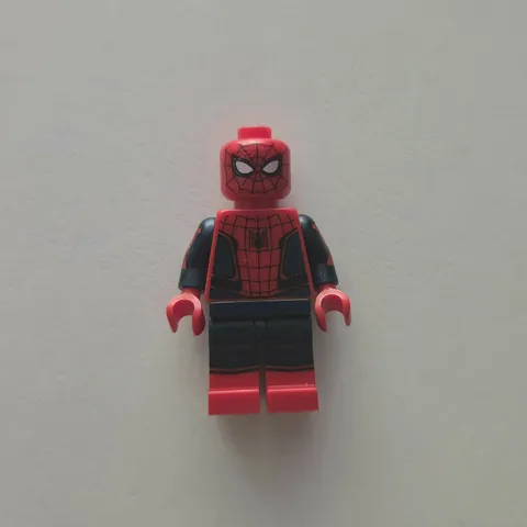 Lego Super Heroes: Captain America Civil War: Spider-Man sh0299 Set 76067