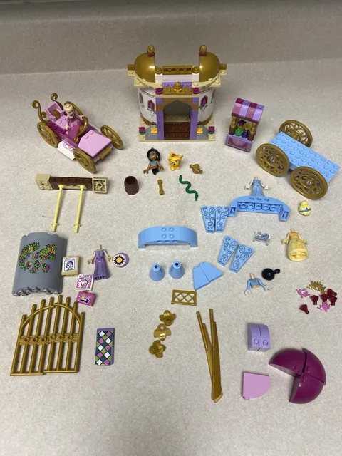 Lego Disney Princess Lot Jasmine's Palace /41061, Aurora's Royal Carriage/ 43173