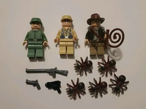 Lego Indiana Jones Minifigure Lot Of 3 Plus Accessories 