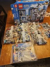 LEGO CITY 60141 Police Station - New Open Box All Bags Sealed Retired 2017