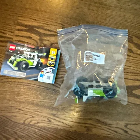 LEGO Creator 3 in 1 Adventure Vehicles 31037 223pc Incomplete w/ Instructions