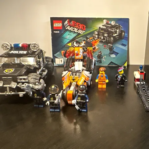 LEGO The LEGO Movie 70808 Super Cycle Chase w/ Box Emmet Wyldstyle (2014)