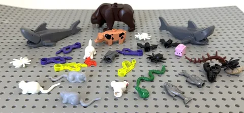 Lego Animals Mixed Lot-27 Random Sharks, Pig, Bear, Snakes, Spiders, Mice & Fish