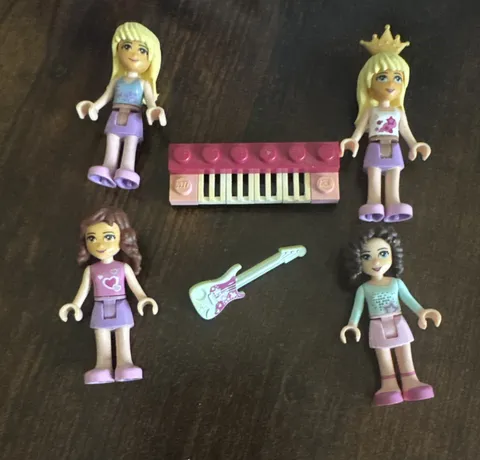 LEGO Friends Girls Minifigures Lot of 4 With Musical Accessories