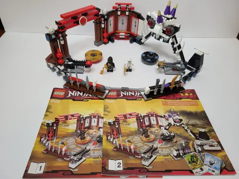 2520 LEGO NINJAGO: Ninjago Battle Arena (Complete Build) (See Description)