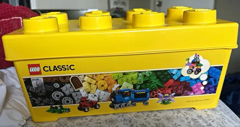 LEGO Classic Yellow Stackable Storage Container 484 Pieces Set 10696