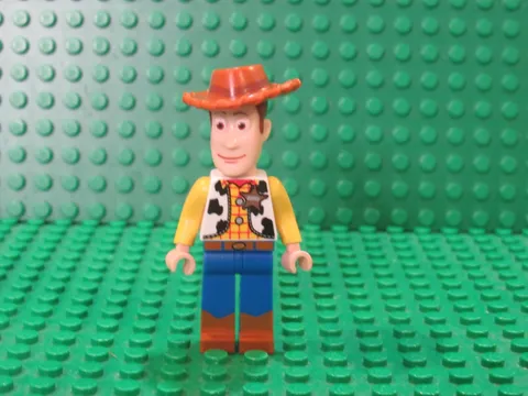 LEGO Disney Toy Story 7597 7590 7594 Sheriff Woody Minifigure Woody's Roundup W3