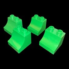 lot of 4 green Duplo blocks - 2x2 curved blocks- combined shipping (GRN45)