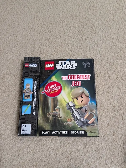 LEGO Star Wars: The Greatest Jedi Book w/ Luke Skywalker Minifigure Disney New