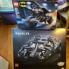 LEGO DC Batman Begins Tumbler and Bat-Pod 