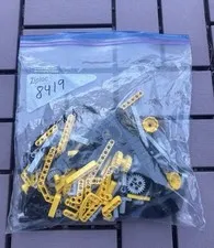LEGO TECHNIC: Excavator (8419) 100% complete with books. No box.