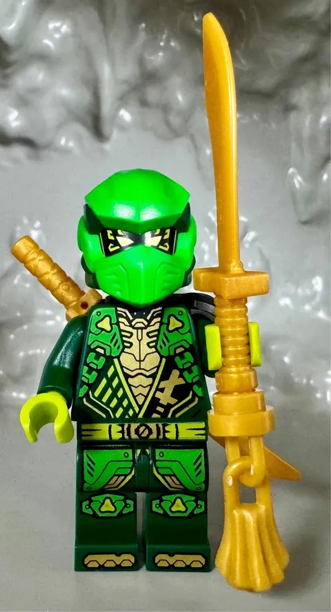 LEGO (71832) Ninjago Lloyd Minifigure Dragons Rising 3 NJO959 Ninja DR3 Weapons