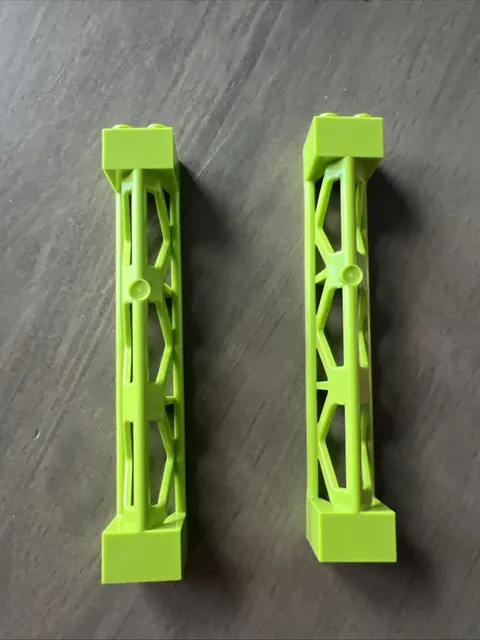 LEGO 95347 Lime Support 2x2x10 Girder Triangular Vertical Type 4 - 2 Pieces