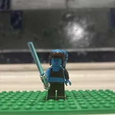 LEGO Star Wars Aayla Secura Minifigure SW0833 New with lightsaber