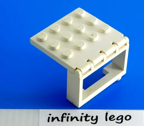 LEGO Vintage White Hinge Plate 4 x 4 with Car Roof Holder Space (4213 4214)