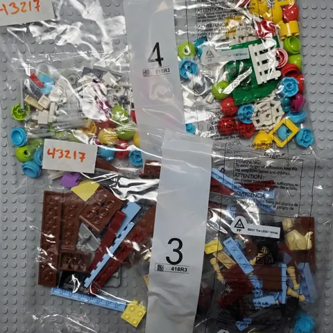 LEGO - 43217 - 'Up' House - Bags 3 & 4 - 101660pb01 - Dug - Read Description