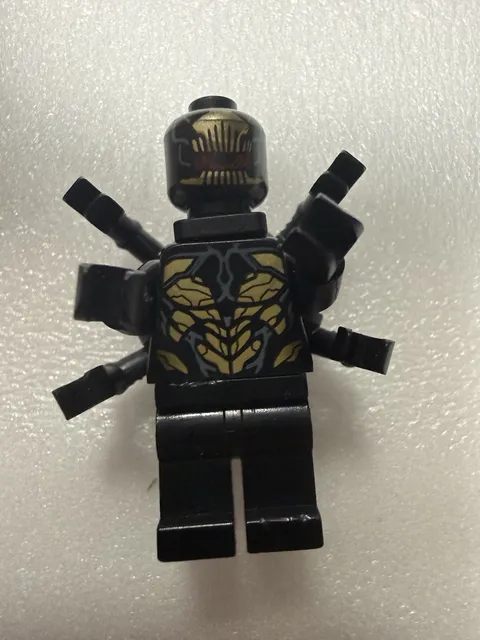 LEGO Black Minifigure w/ Gold Torso Print & Multi-Arm Back Accessory