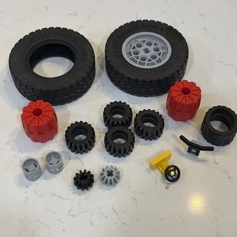 LEGO® Wheels Hubs Parts, Steering Wheel, Handlebars 15 Pcs - See Photos