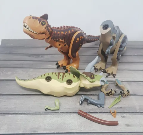 LEGO Jurassic World Dinosaur Parts Lot Carnotaurus Triceratops Incomplete Figure