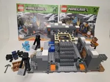 LEGO Minecraft The End Portal 21124 100% Complete Retired W/ Minifigs/Manual