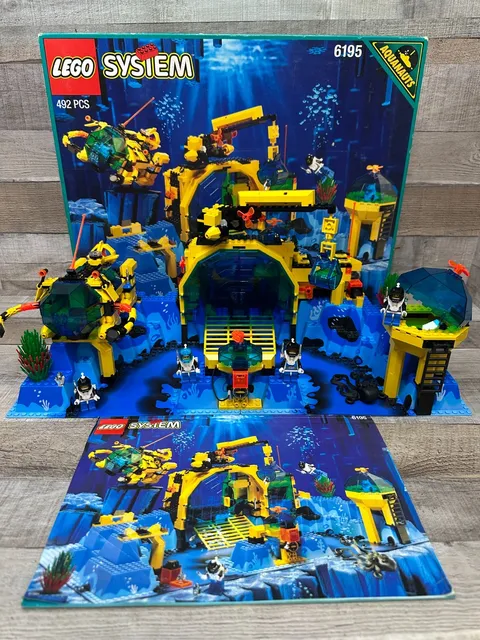 LEGO Aquazone: Neptune Discovery Lab (6195) Complete w/ All Pieces, Manual & Box