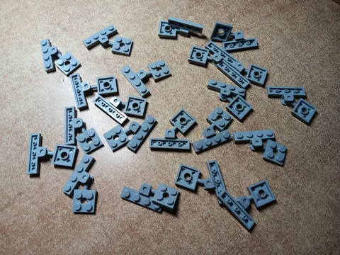LEGO BULK LOT OF 21 LIGHT BLUISH GRAY 2X2 TOW BALL AND 1X4 SOCKET PLATES
