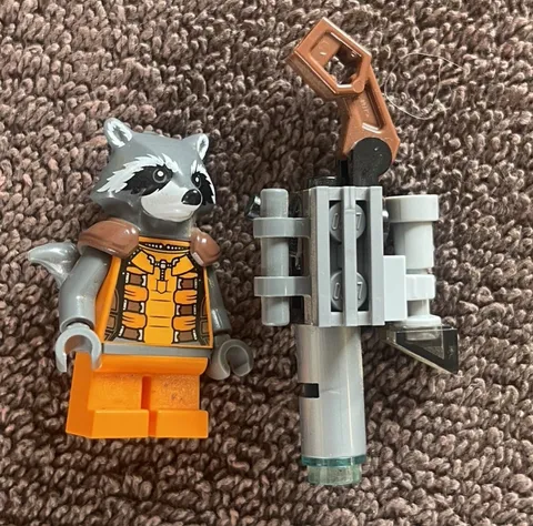 LEGO ROCKET RACCOON (76020) Knowhere ~ Marvel's Guardians of the Galaxy