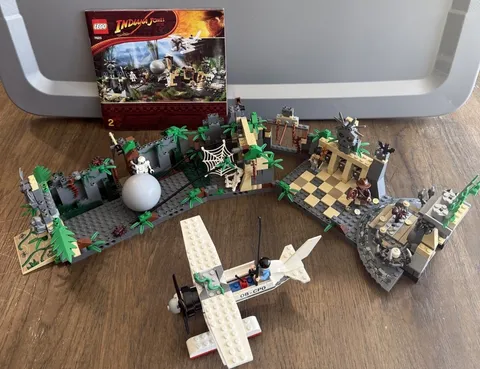 99% Complete Indiana Jones Building Set #7623 Temple Escape Adult Owned -READ!
