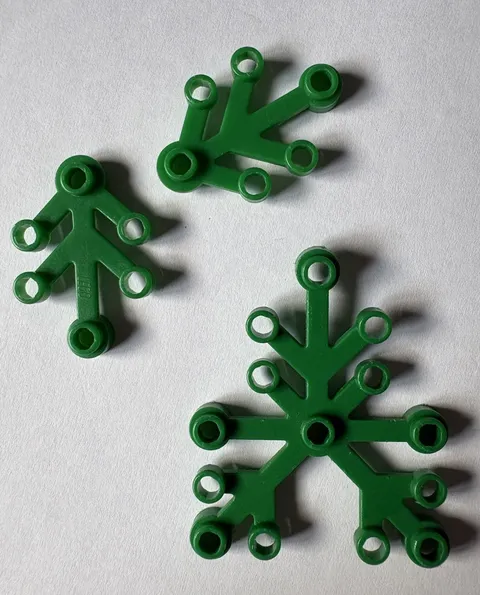 Vintage LEGO Green Plant Leaves 2417 2423 Tree Foliage Parts Lot of 3