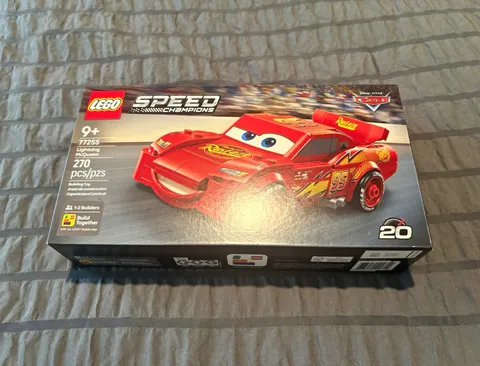 LEGO Speed Champions Cars Lightning McQueen 77255 Building Set 270 pcs 9+