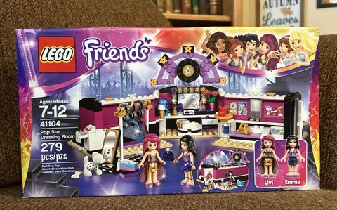 LEGO Friends NEW Pop Star Dressing Room Factory Sealed and Retired! #41104
