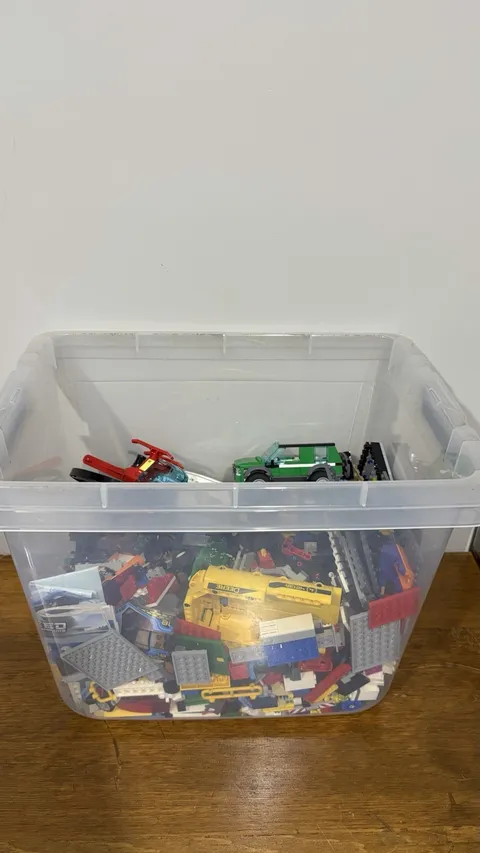 Lego bin lot ~ 10 lbs