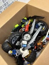 LEGO Bulk Lot all themes Minifigures Parts Pieces FREE figs in desc