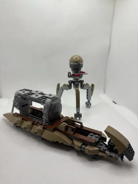 LEGO Star Wars 7126 Battle Droid Carrier And Tri Droid Set
