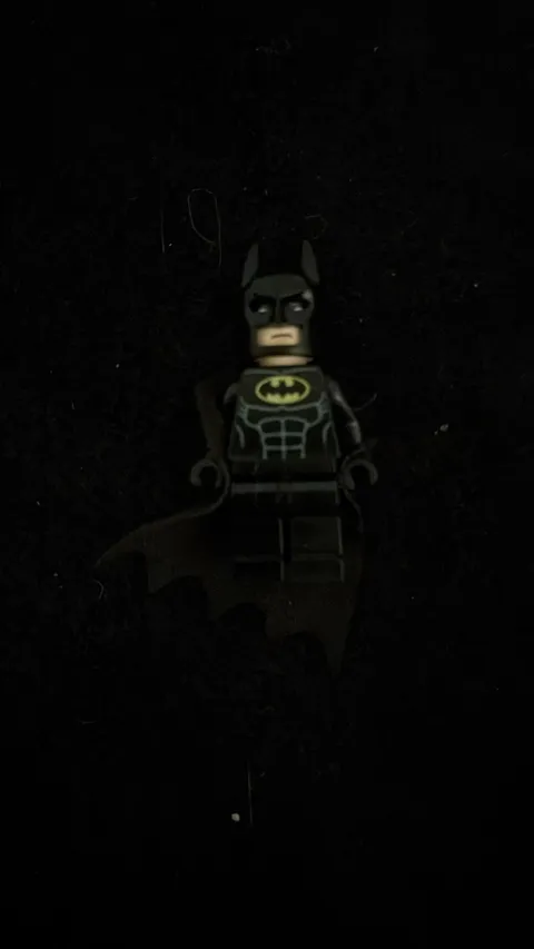 LEGO Batman Minifigure Black Suit
