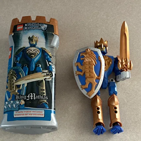 LEGO Castle Knights' Kingdom King Mathias Figure Canister Set 8796