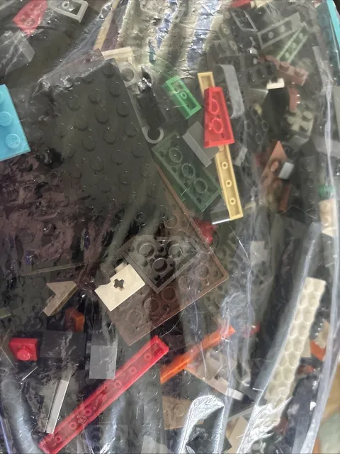 LEGO LOT 2.5 Lbs SMALL BRICK PIECES