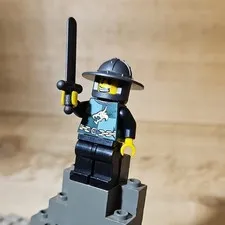 LEGO Plastic Castle Knight Minifigure w/ Black Armor Helmet & Sword