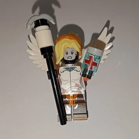 LEGO Overwatch Minifigure Mercy w/ accessories