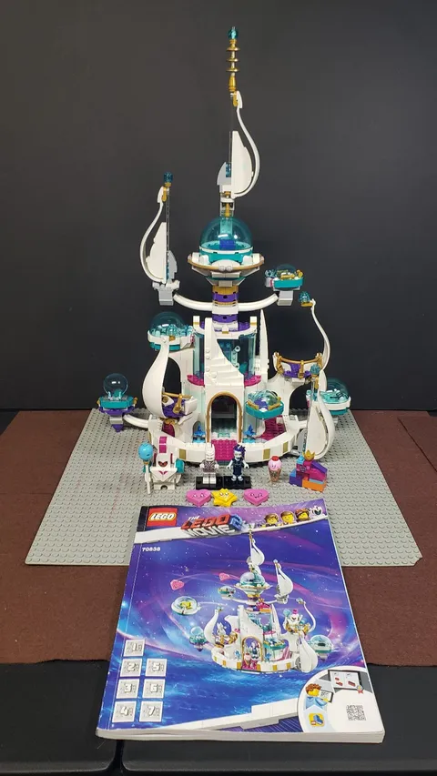 LEGO Movie 2 #70838 Queen Watevra's So-Not-Evil Space Palace Complete w/ Manual