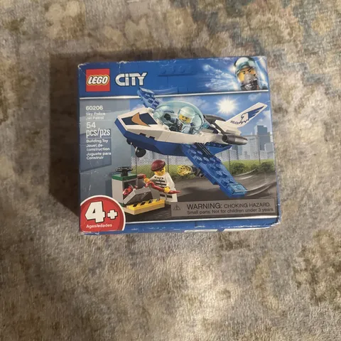 LEGO City Sky Police Jet Patrol 60206 Complete Retired Set With Damaged Box