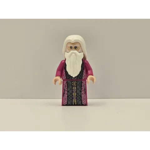LEGO Harry Potter Albus Dumbledore Minifigure hp303 Magenta Robe New
