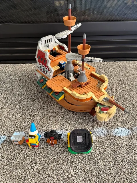 Lego Super Mario 71391 Bowser’s Airship - Expansion Set