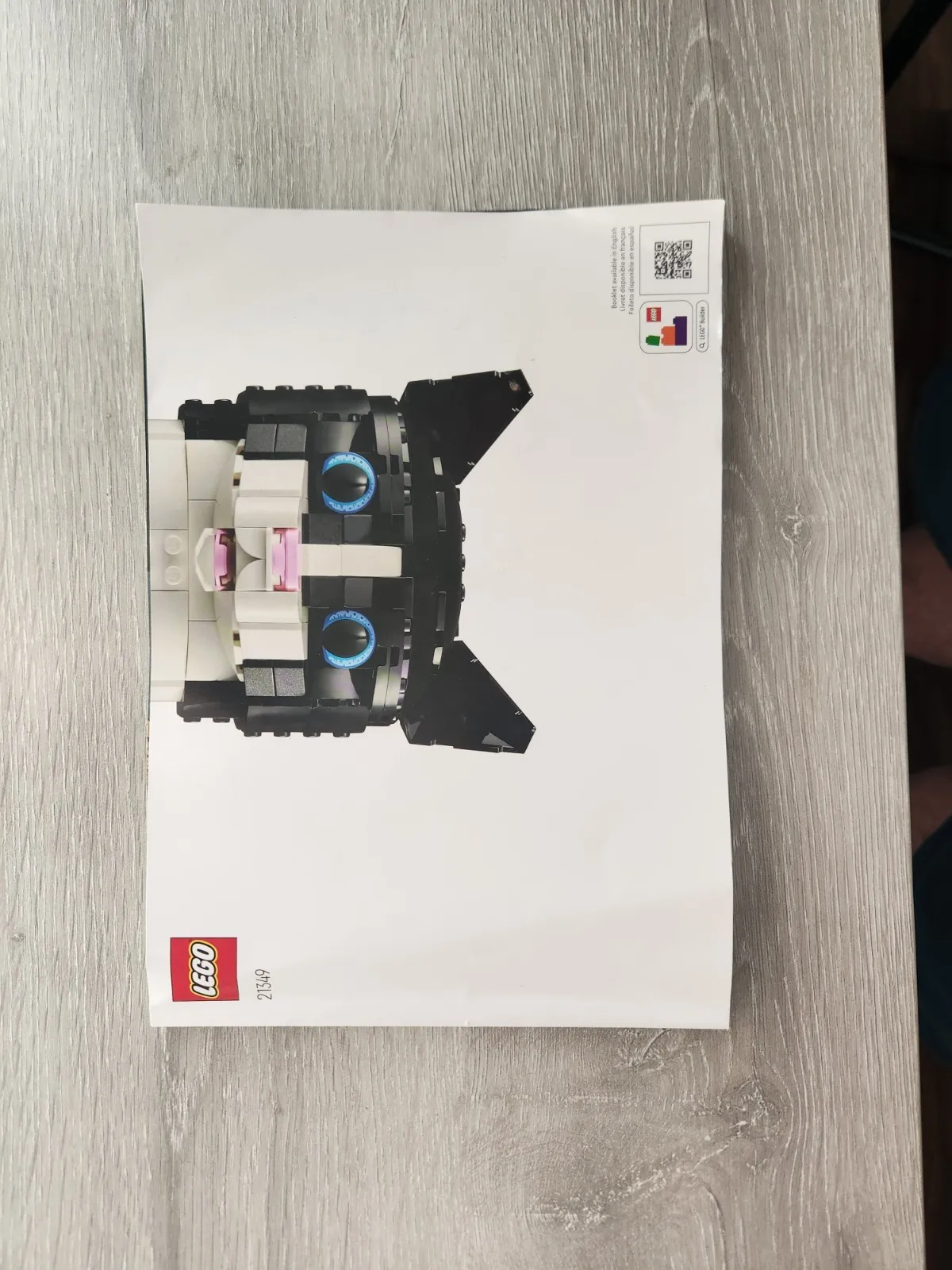 LEGO Ideas Tuxedo Cat 21349 Illustrated Instruction Manual Booklet English