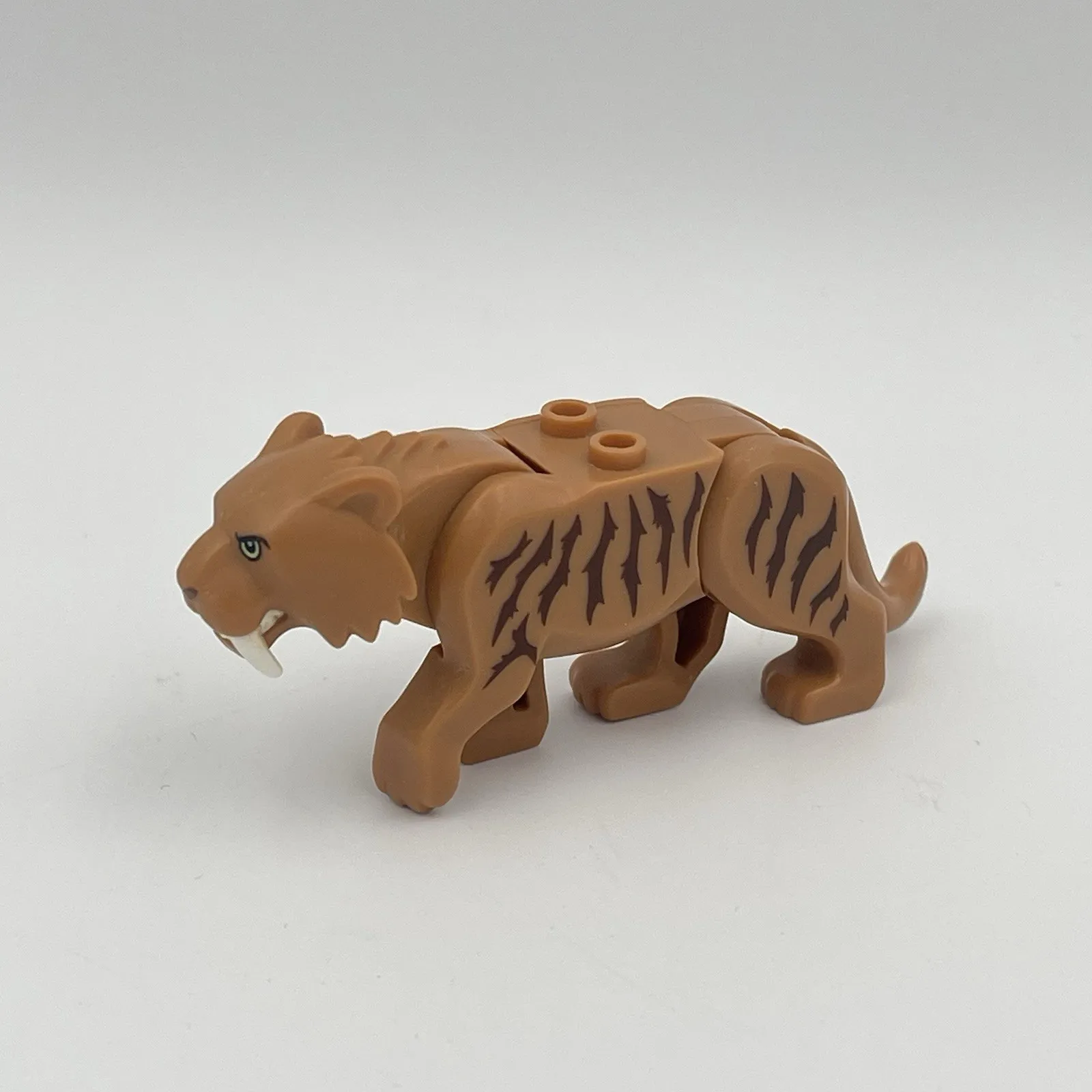 LEGO Sabre Tooth Tiger Authentic Minifigure City 60193 Arctic Saber Tooth Figure