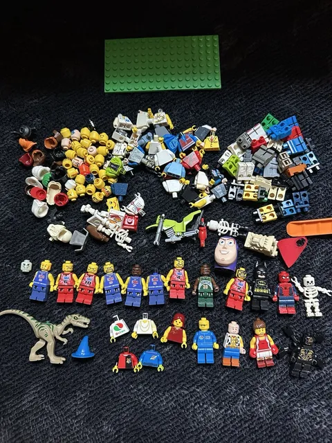 Lego Minifigure Lot NBA, Spiderman, Batman, Toy Story And Many More !!  