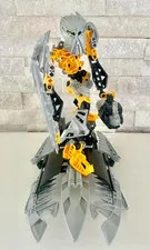 Bionicle Toa Ignika 8697 with 4 Zamor Spheres.  Complete  .