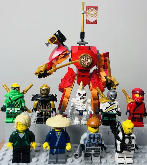 LEGO Ninjago Minifigure Lot Kai Mech 71707 Lloyd Zane Golden Skeleton Weapons
